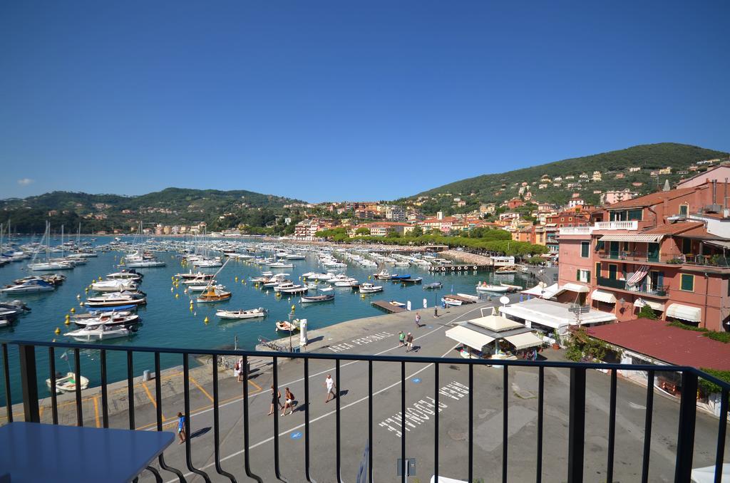 Al Molo Sea View Rooms Леричи Екстериор снимка