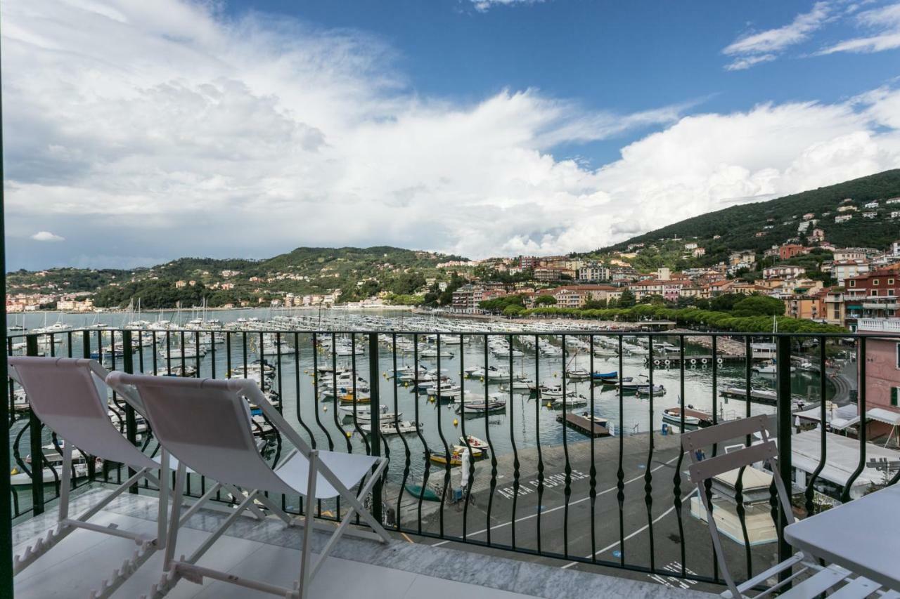 Al Molo Sea View Rooms Леричи Екстериор снимка